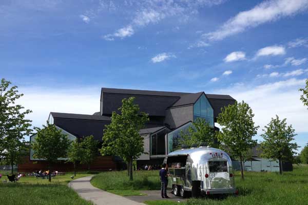 Herzog and De Meuron, VitraHaus, Weil am Rhein, Germania - Immagine © vitruvio.ch