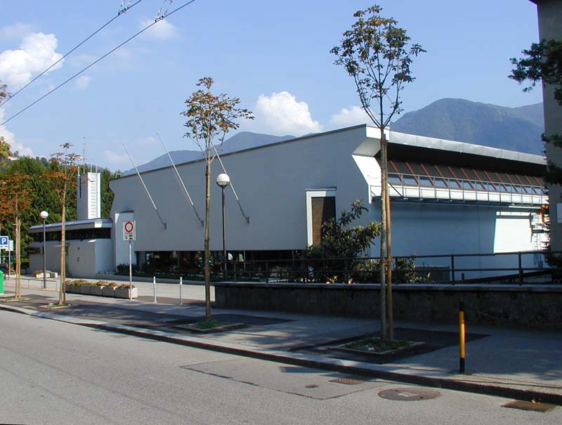 Piscina coperta della città di Lugano