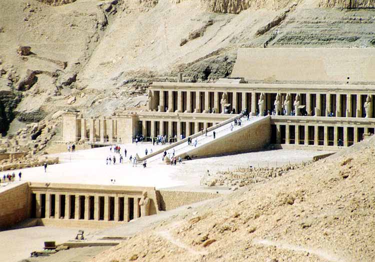 Il tempio di Deir el Bahari