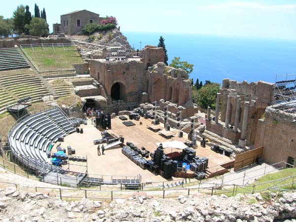 Il Teatro greco-romano antico di Taormina